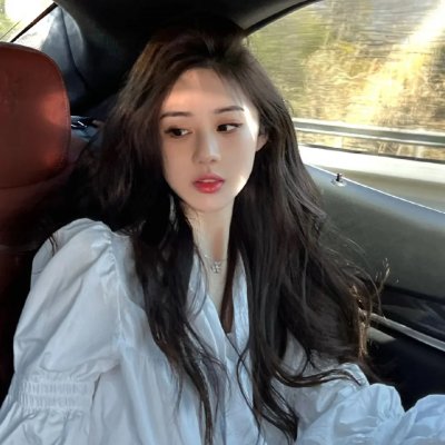 我想变成鸟，所以跳起来